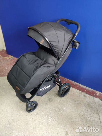 Коляска прогулочная 