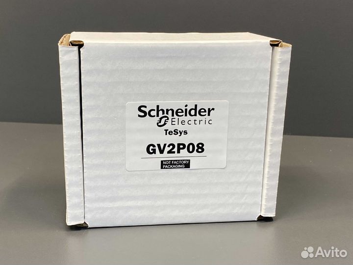 Schneider GV2P08 Автомат, новый, 1 шт