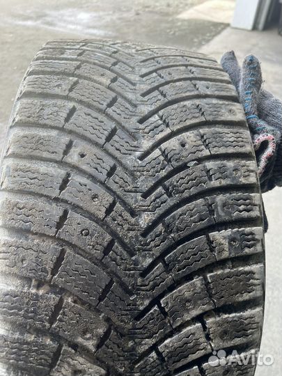 Резина R 18 зимняя Michelin 235/40