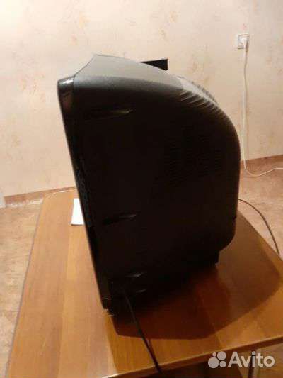 Телевизор samsung