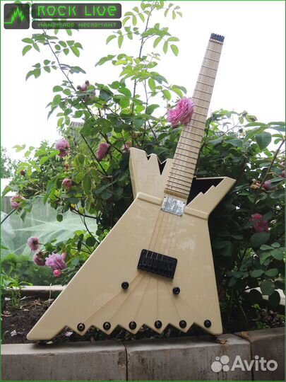 Акустическая безголовая гитара