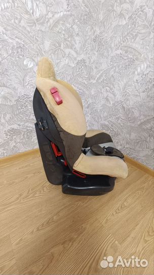 Детское автомобильное кресло