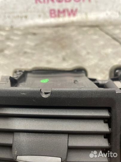 Дефлектор обдува салона Bmw X1 E84 N46B20 2011