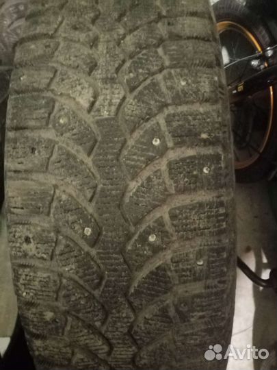 Bridgestone Blizzak Ice 185/65 R15 175B