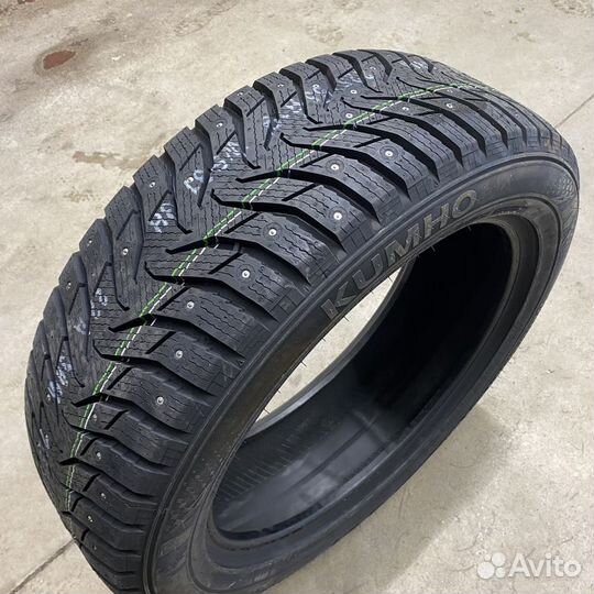 Kumho WinterCraft SUV Ice WS31 235/65 R17 108T