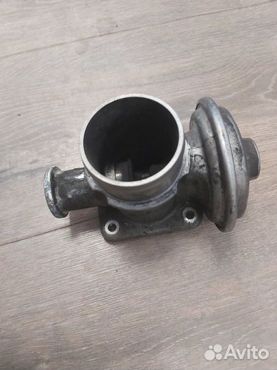 Клапан рециркуляции отработанных газов Bmw X5 E53