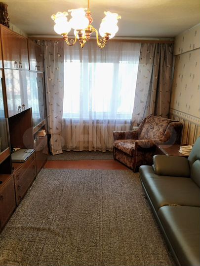 3-к. квартира, 55 м², 1/4 эт.