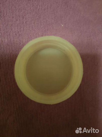 Крышка с резьбой для бутылей на 10 и 20 литров