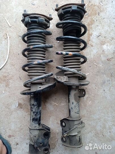 Передние стойки Хонда црв 3