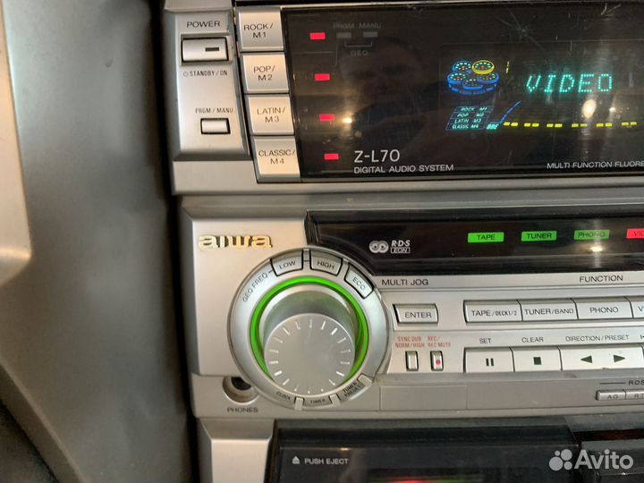 Мощный музыкальный центр Aiwa