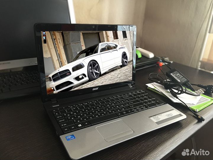 В отличном состоянии 4ядра 4гб SSD Acer