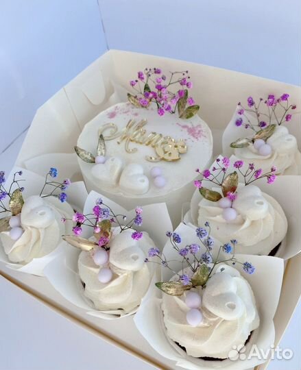 Набор Бенто торт + Капкейки