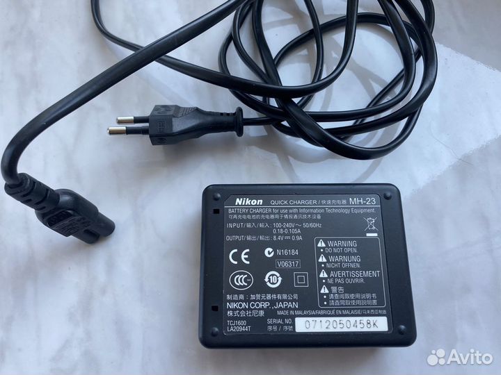 Блок питания Nikon MH-23