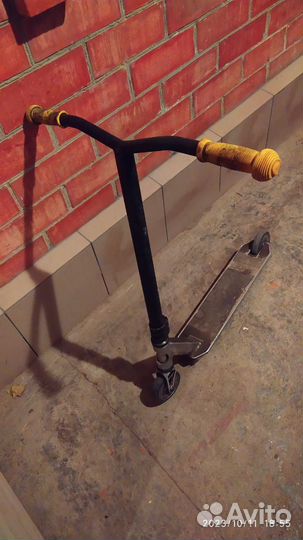 Продаю самокат
