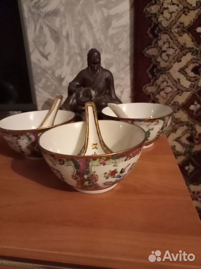 Пиала с ложкой. Ручная роспись, фарфор