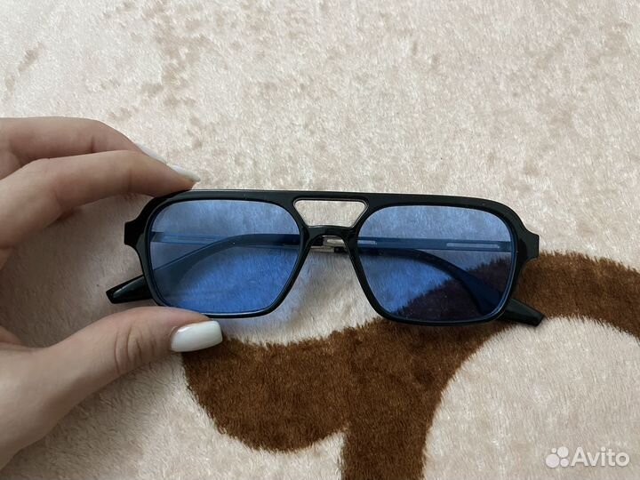 Солнцезащитные очки женские