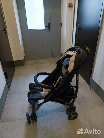 Коляска трость