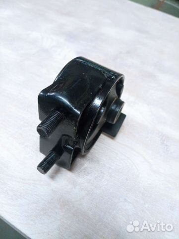 Подушка двигателя зад Ford Festiva/Mazda Demio