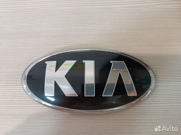 Эмблема KIA 86320 1W250