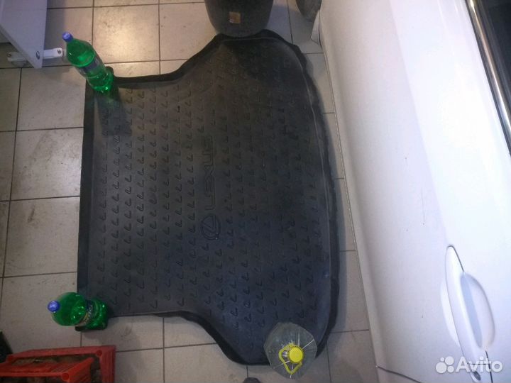 Коврик в багажник для Lexus