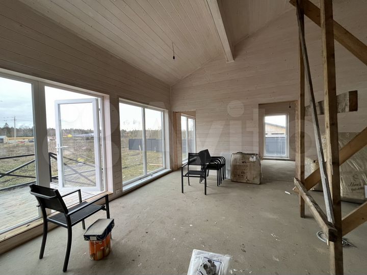 Дом 102 м² на участке 8,2 сот.