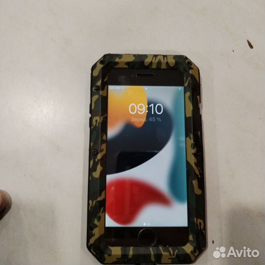 Чехол на iPhone se 2020