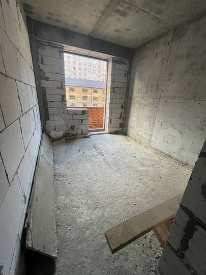 1-к. квартира, 57 м², 2/12 эт.