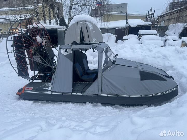 Аэролодка 'Сокол 70 с поддувом'