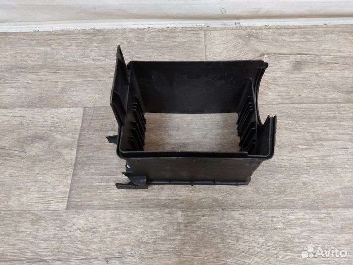 Корпус блока предохранителей volvo C70 1997-2002