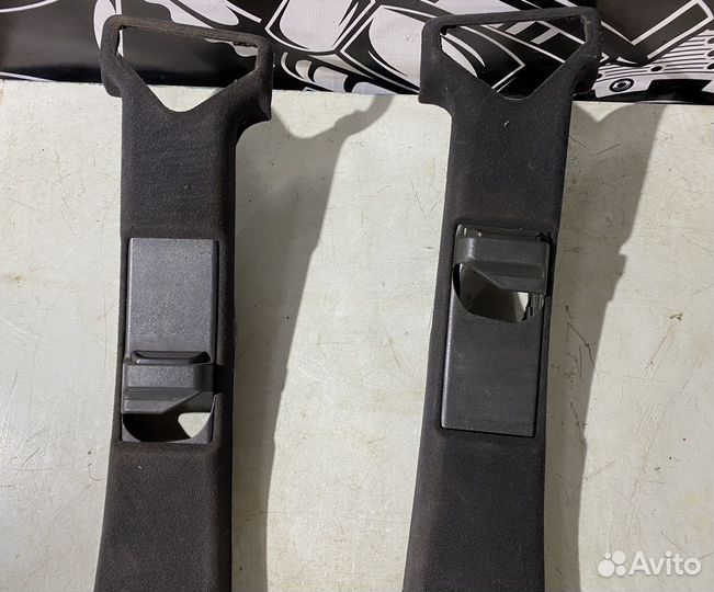 Обшивки центральной стойки Mercedes Benz W210