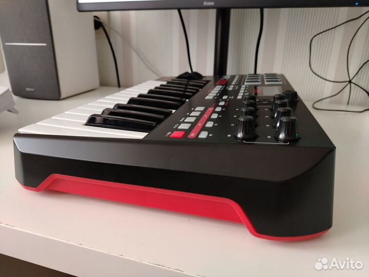 Akai Professional MPK225