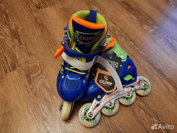 Новые детские роликовые коньки