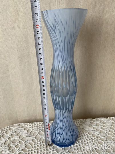 Красивая Ваза 19 века-цветное стекло