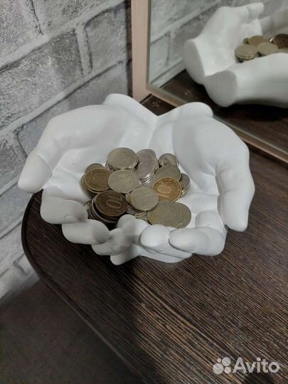 Руки из гипса