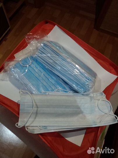 Маски одноразовые новые