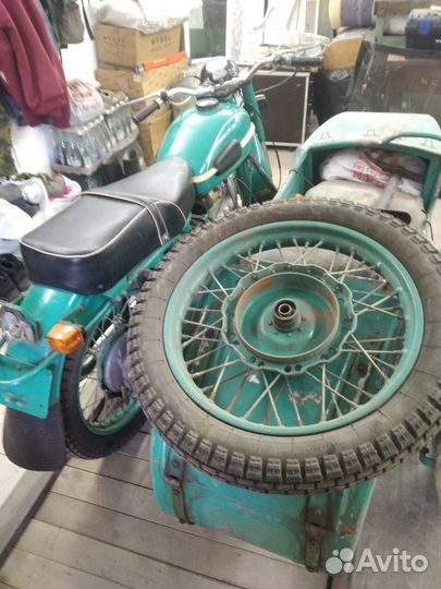 Ретро мотоцикл