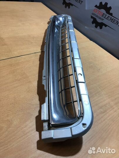 Решетка радиатора Renault Fluence