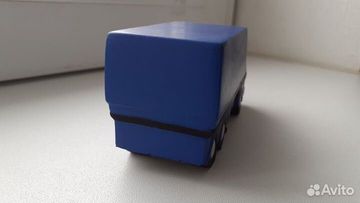 Машинка сувенир рекламная