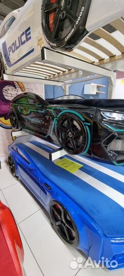 Кровать машинка