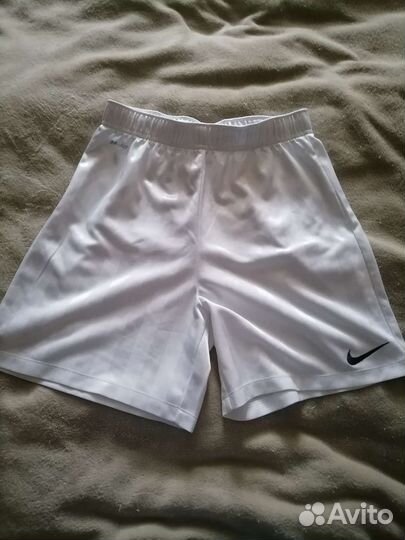 Шорты Nike Dri-Fit на подростка