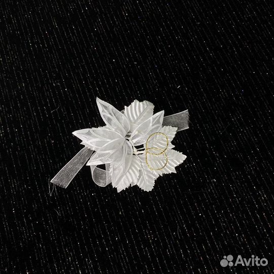 Бутоньерка свидетеля