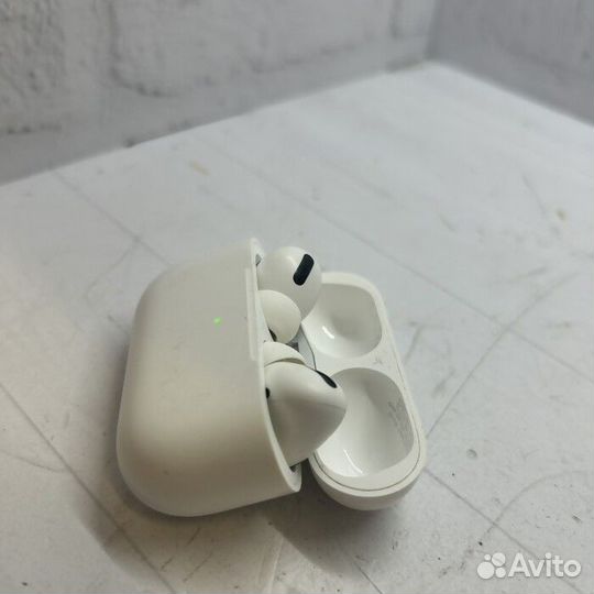 Беспроводные наушники Apple AirPods Pro