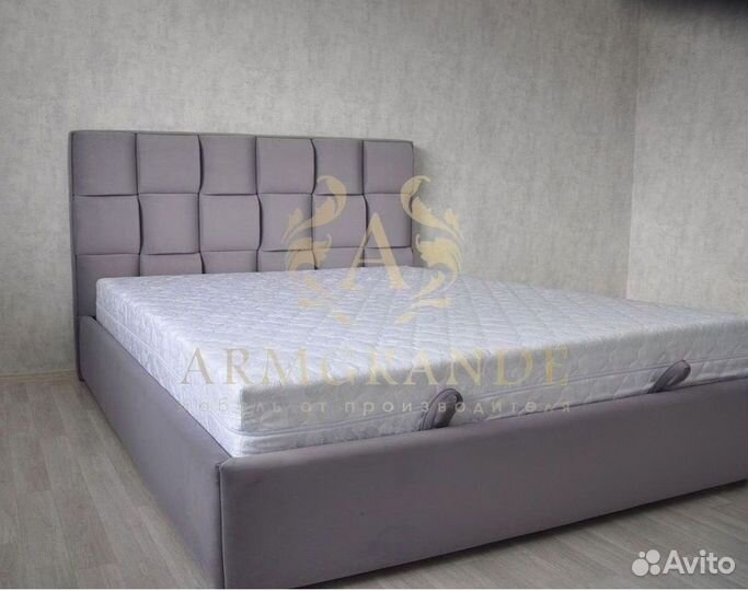 Кровать с мягким изголовьем в рассрочку