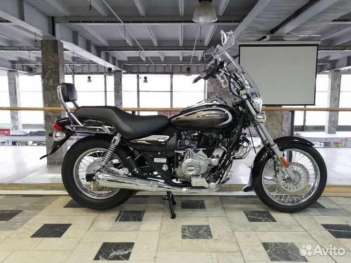 Bajaj Avenger 220 cruise