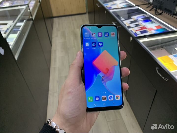 TECNO Spark 8C, 4/64 ГБ