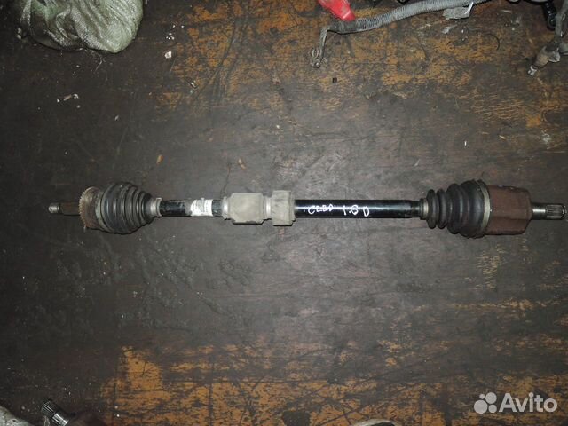 Полуось передняя правая Kia Ceed 2007-2012