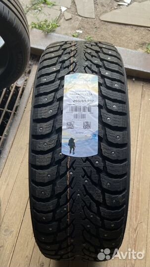 Nokian Tyres Hakkapeliitta 9 SUV 265/65 R17 116T