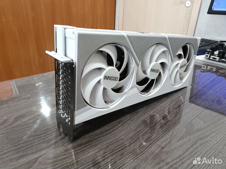 Inno3D RTX 4090 X3 OC 24GB White с гарантией