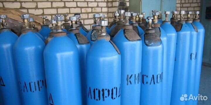 Кислород в баллонах
