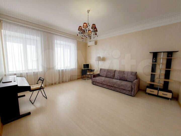 4-к. квартира, 79,1 м², 1/4 эт.